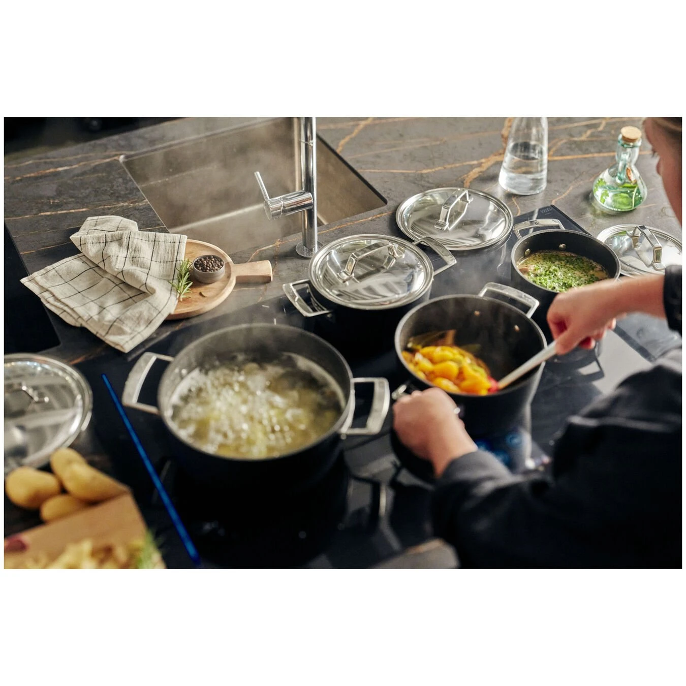 Demeyere Potten- En Pannenset, 4-delig 3 Demeyere Potten- En Pannenset, 4-delig - Afbeelding 2